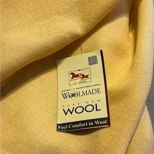 100% Wool Large Scarf/Shawl Yellow Fringe Edge Made in India NWT 28.5" W x 82" L